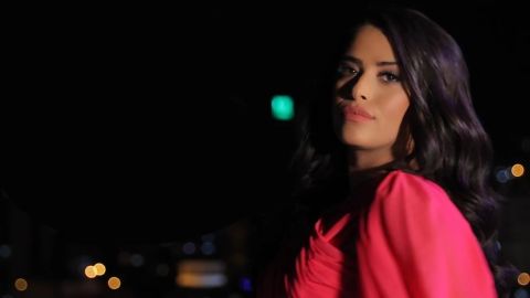 و عمر كمال يجري عمليات تجميل ايضا و هذه هي النتيجة...
