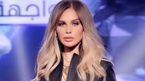 نيكول سابا تستعرض أنوثتها بفستان أسود مثير