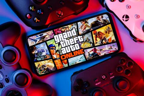 Top 10 Best Open-World Video Games of All Time