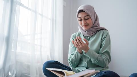 أدعية بداية شهر جديد مكتوبة