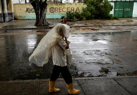 Hundreds Feared Dead as Hurricane Ian Hits Florida
