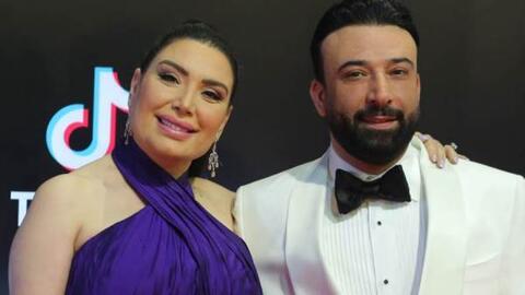 بالصور: عبير صبري و زوجها يؤديان مناسك العمرة