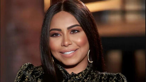 شقيق شيرين عبدالوهاب يعتدي عليها بالضرب..ويحتجزها في المشفى
