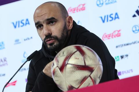 الركراكي يُسكت منتقدي المغرب قبل لقاء فرنسا اليوم في كأس العالم 2022
