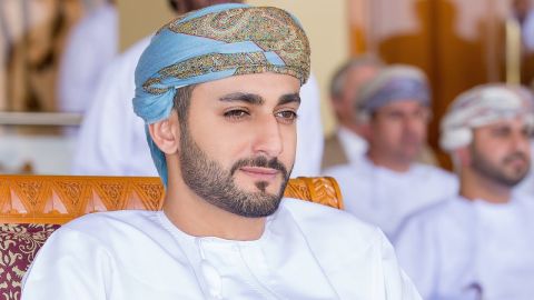 طلاق ولي عهد عُمان السيد ذي يزن بن هيثم 