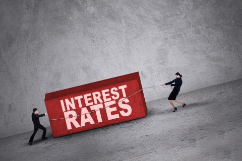 Oil drops 4% as Fed raises interest rate