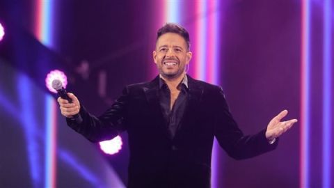 محمد حماقي يحيي حفلا بمناسبة العيد في الكويت