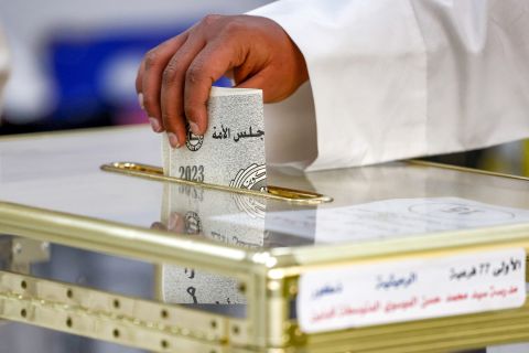 برلمان الكويت الجديد.. تقدم لافت للشباب وتراجع للمرأة