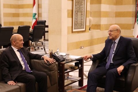 French envoy calls for solution in Lebanon