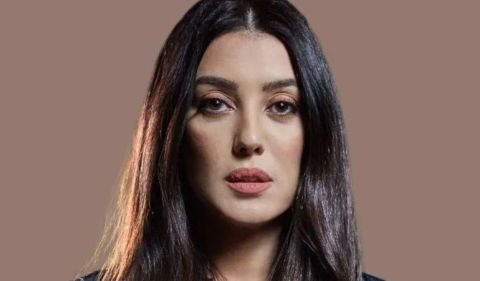 كندة علوش تكشف عن سبب (خجلها) من الاحتفال بالعيد!