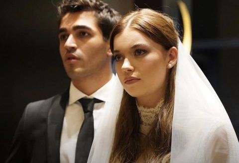  مارت رمضان وأفرا ساراتش يقضيان العطلة سويًا.. شاهد كيف تخفيا