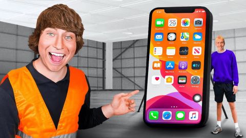 YouTuber builds the biggest iPhone in the world