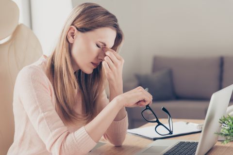 طبيب البوابة: لماذا تشعر بالكسل و التعب معظم الوقت؟