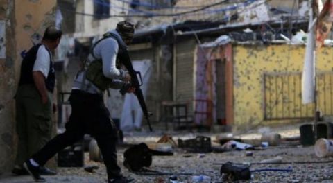 فشل جهود التهدئة في عين الحلوة والجيش اللبناني يستعد للاقتحام