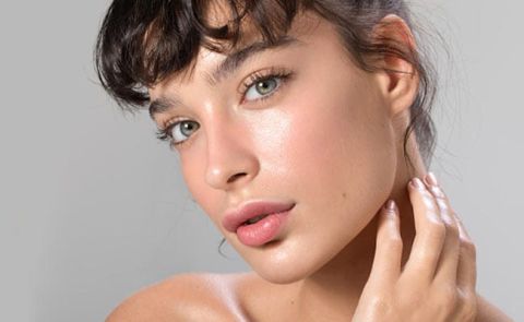 Tribales Rose des Vents أقراط الأذن الجديدة من ديور من أمجاد الأساطير