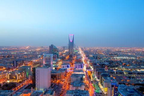 تحذير من الحكومة المصرية لمواطنيها في السعودية