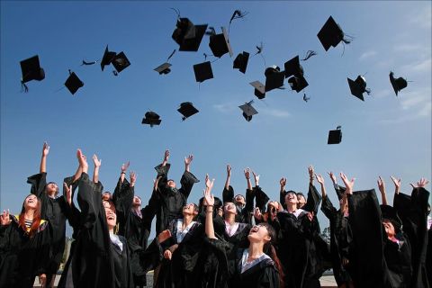 أجمل أفكار هدايا للناجحات في التوجيهي بأسعار جميلة من أرقى المنتجات