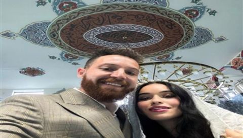بالصور: محمود حجازي يحتفل بعقد قرانه في أمريكا