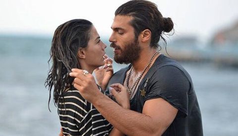جان يمان يكشف سبب عدم حضوره مهرجان فينيسيا.. ما علاقة ديميت أوزدمير؟