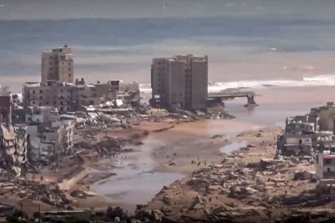 مئات الجثث في البحر.. الأمم المتحدة: 11,300 قتيل في 