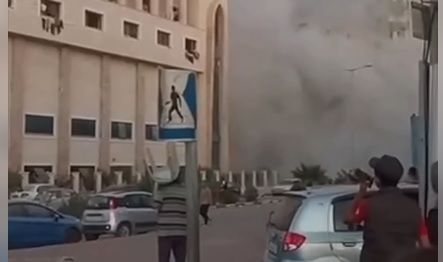 تجدد الغارات الاسرائيلية على محيط مستشفى القدس في غزة