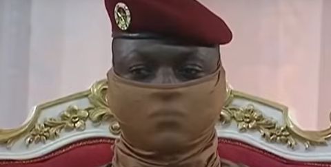 بوركينا فاسو تعزل قائد الدرك بعد اعتقال مساعدَين له بتهمة التامر على الدولة