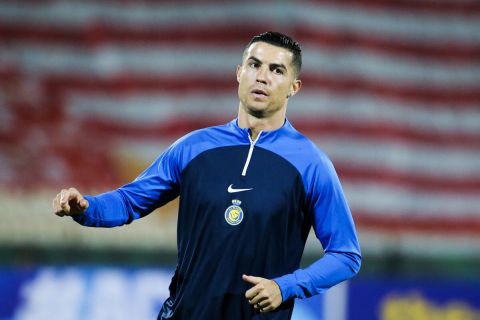 حكم بالجلد ضد كريستيانو رونالدو في إيران بسبب الزنا.. ما حقيقة الأمر؟