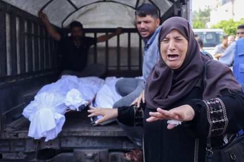 Israel cuts off water supplies to Gaza