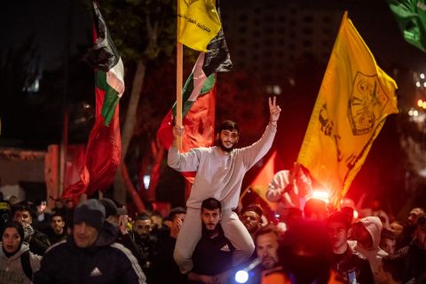لائحة بـ 150 اسير فلسطيني وترجيح تمديد الهدنة