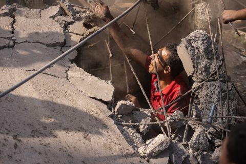 ثمانية شهداء في قصف اسرائيلي طال ثلاث مستشفيات في غزة