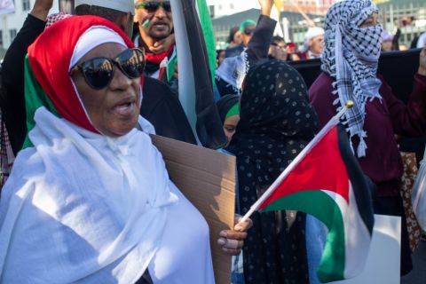 الحزب الحاكم في جنوب أفريقيا يؤيد اقتراح إغلاق السفارة الإسرائيلية