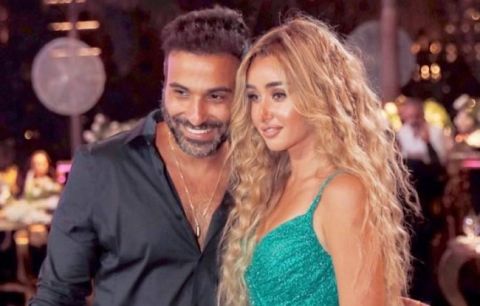 انفصال هنا الزاهد وأحمد فهمي ووالدة الفنانة تعلق