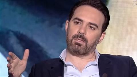 باسم يوسف يقدم الدبكة الفلسطينية أمام جمهوره في سيدني.. على أنغام أنا دمي فلسطيني