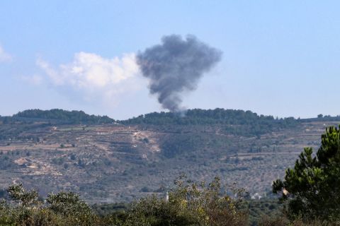 اسرائيل تعلن قصف هدفين احدهما لحزب الله في جنوب لبنان