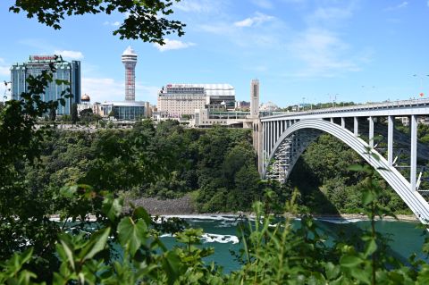 Rainbow Bridge explosion at U.S.-Canada border crossing
