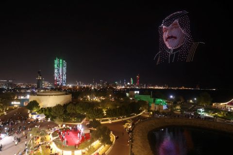 من هو الشيخ مشعل الاحمد الجابر الصباح امير الكويت الـ 17