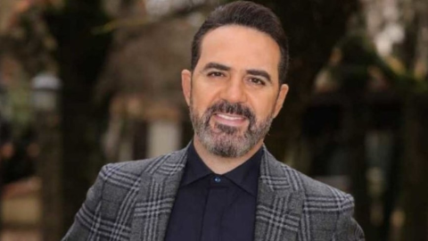وائل جسار يعلن اعتناق زوجته الإسلام..ويبرر سبب إحيائه 