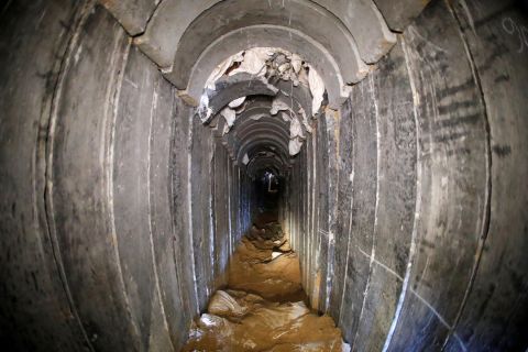 Is it possible to flood Hamas tunnels with water? Hamas responds
