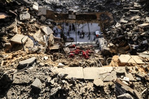 Video: Al-Qassam Brigades reveals ambush inside tunnel in Gaza