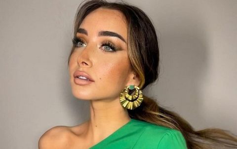 هنا الزاهد تحتفل بعيد ميلادها و بالأسود