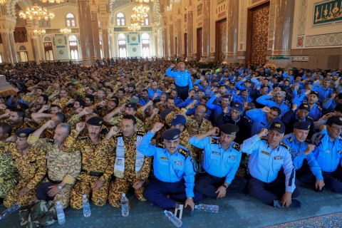 ما هو مصير المسيرات والصواريخ التي أطلقها الحوثيون جنوب البحر الأحمر؟
