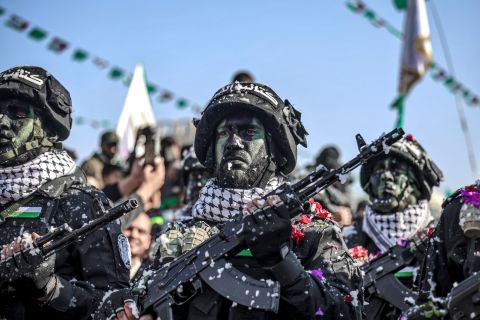 من هو القيادي الكبير في حماس الذي اغتالته 