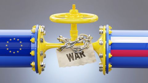 هجوم على حقل العمر النفطي يودي بحياة عناصر من قسد