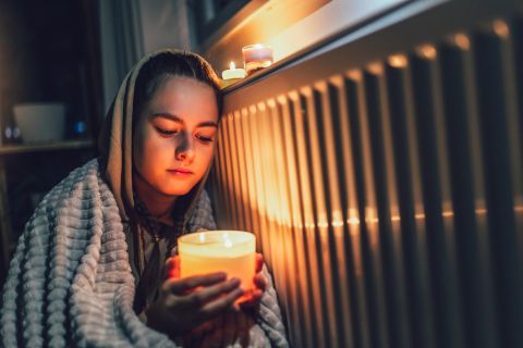Power outages affect physical and mental health, experts say