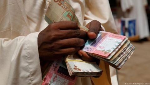 سعر الدولار اليوم في السودان الاثنين 12 فبراير 2024 في البنوك والسوق السوداء