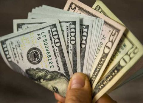 سعر الدولار اليوم مقابل الجنيه المصري الأحد 31 مارس 2024.. 