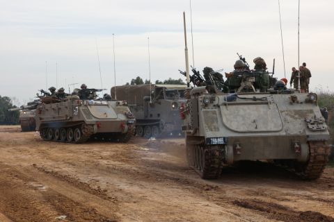US quietly sends more military aid to Israel amid escalations between both governments 