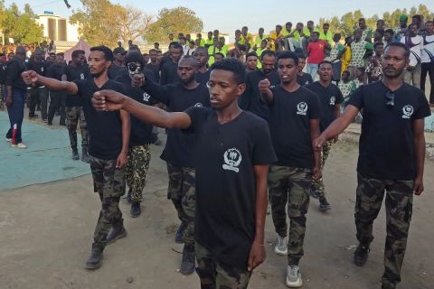 الجوع يفتك باطفال السودان