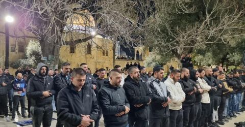  35 ألفًا يؤدون صلاتي العشاء والتراويح في المسجد الأقصى / 1 رمضان 1445 هـ