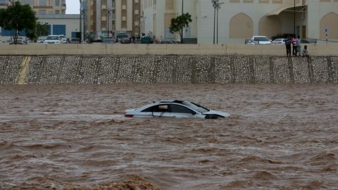 12 dead, including 9 students, in Oman's flash floods